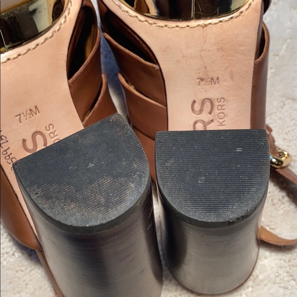 Chunky Michael Kors heels - Picture 12 of 12